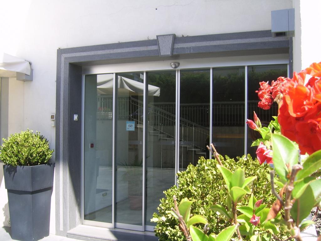 Suites & Residence Hotel Pozzuoli Buitenkant foto