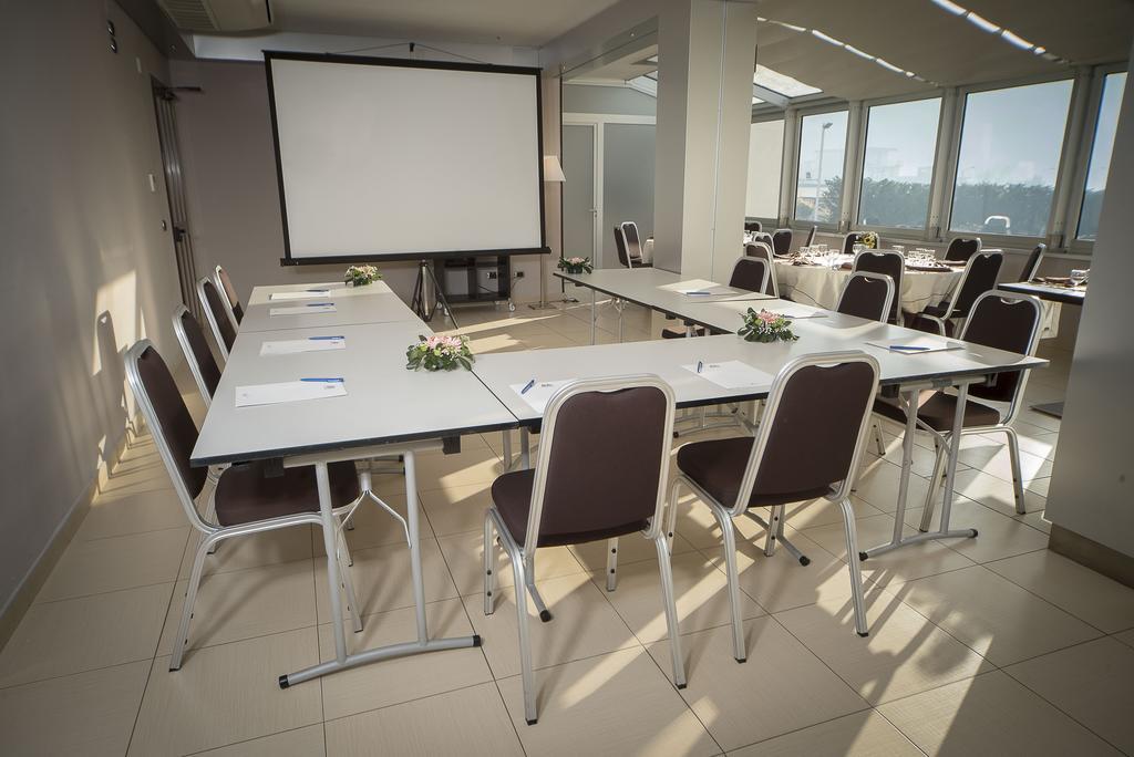 Suites & Residence Hotel Pozzuoli Buitenkant foto