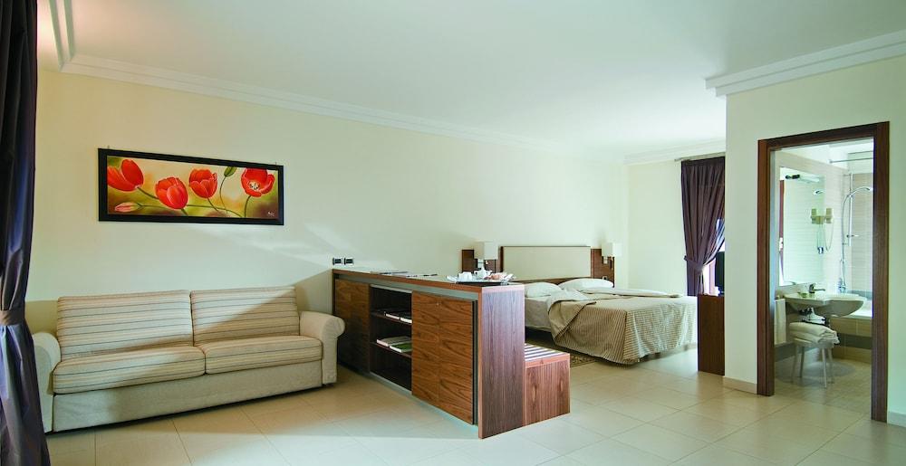Suites & Residence Hotel Pozzuoli Buitenkant foto