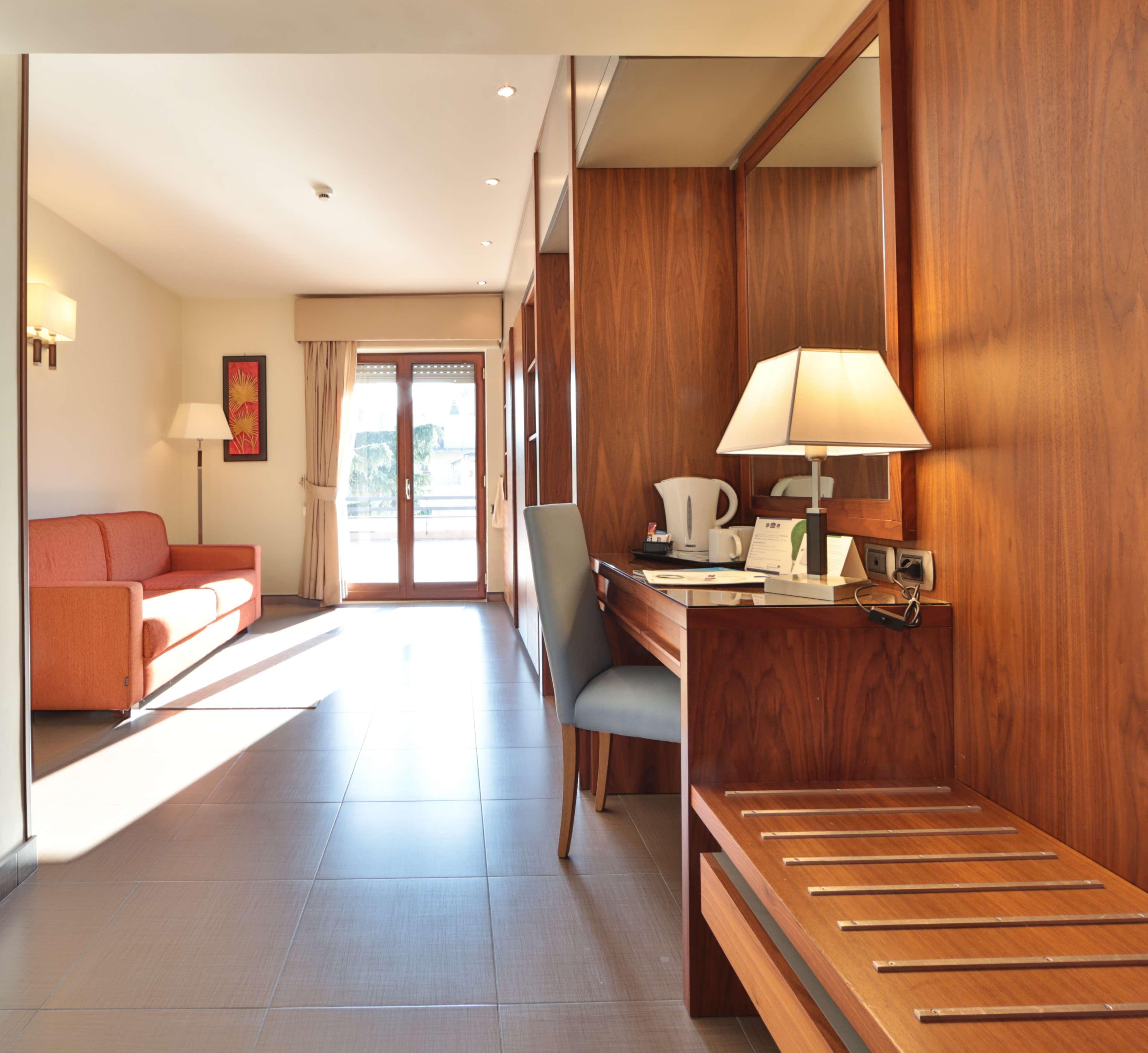 Suites & Residence Hotel Pozzuoli Buitenkant foto