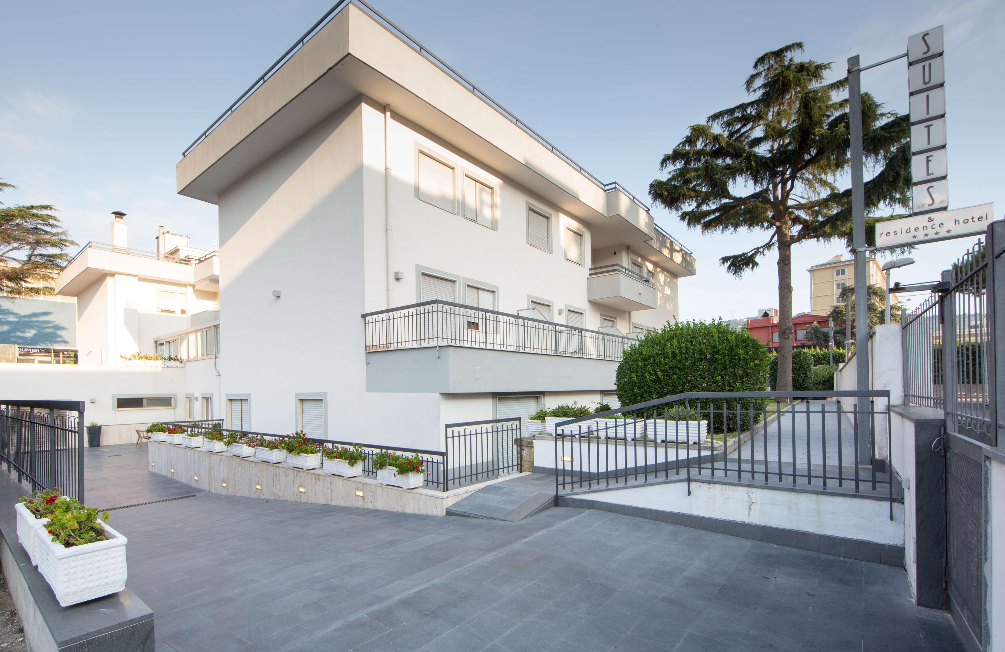 Suites & Residence Hotel Pozzuoli Buitenkant foto