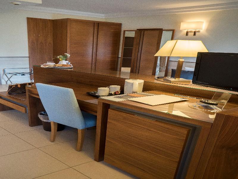 Suites & Residence Hotel Pozzuoli Buitenkant foto