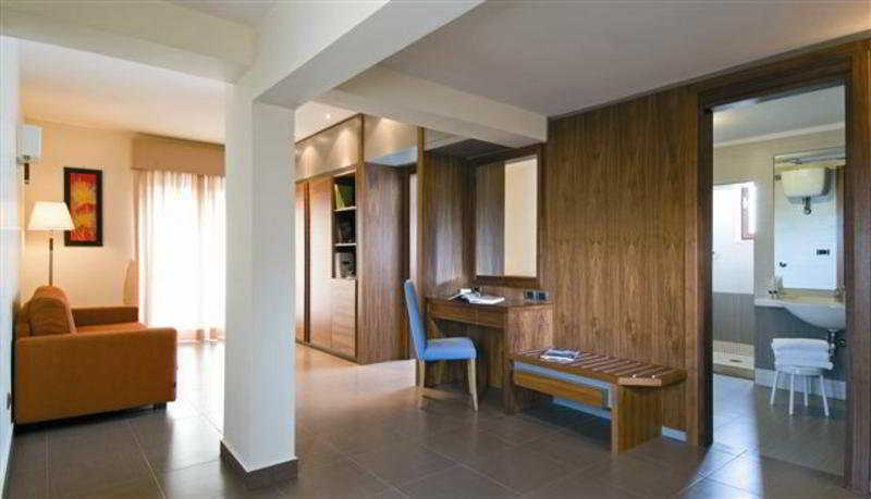 Suites & Residence Hotel Pozzuoli Buitenkant foto
